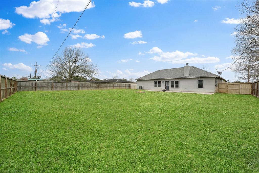 902 Wilham Street, Anahuac, Texas image 33