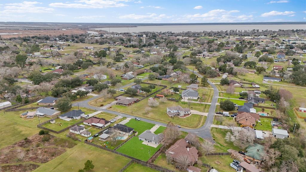 902 Wilham Street, Anahuac, Texas image 34