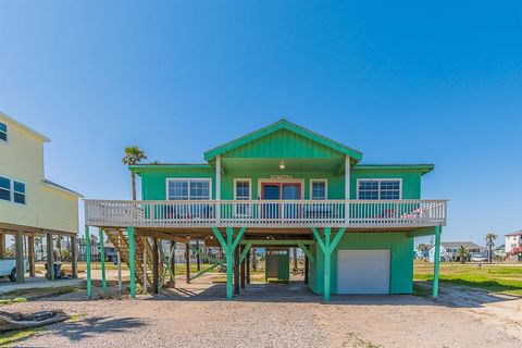 Single Family Residence in Surfside Beach TX 402 Seashell Drive.jpg