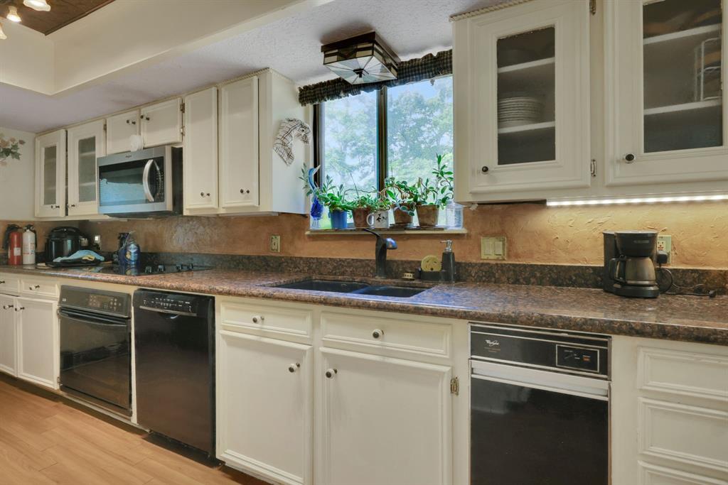81 Edgewater Lane, Coldspring, Texas image 13