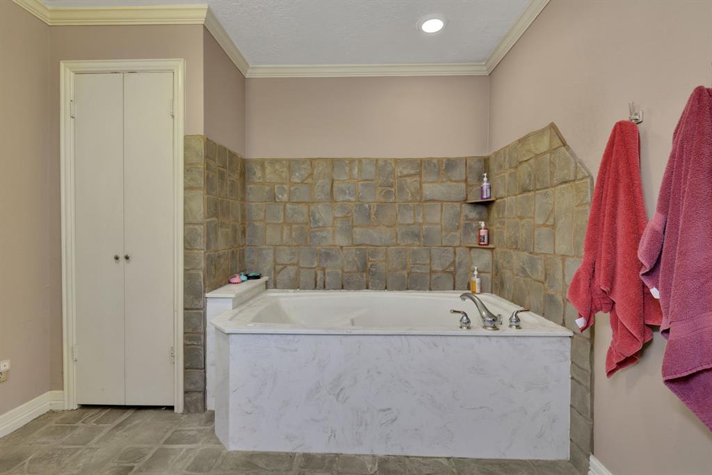 81 Edgewater Lane, Coldspring, Texas image 31