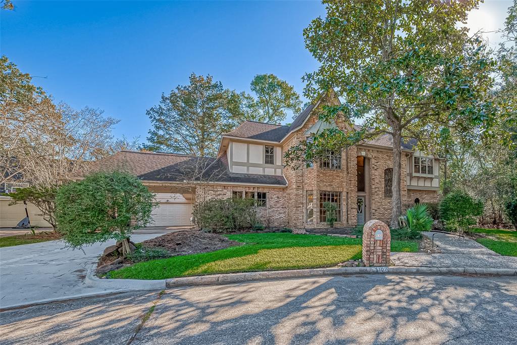 5102 Windy Lake Drive, Kingwood, Texas image 2