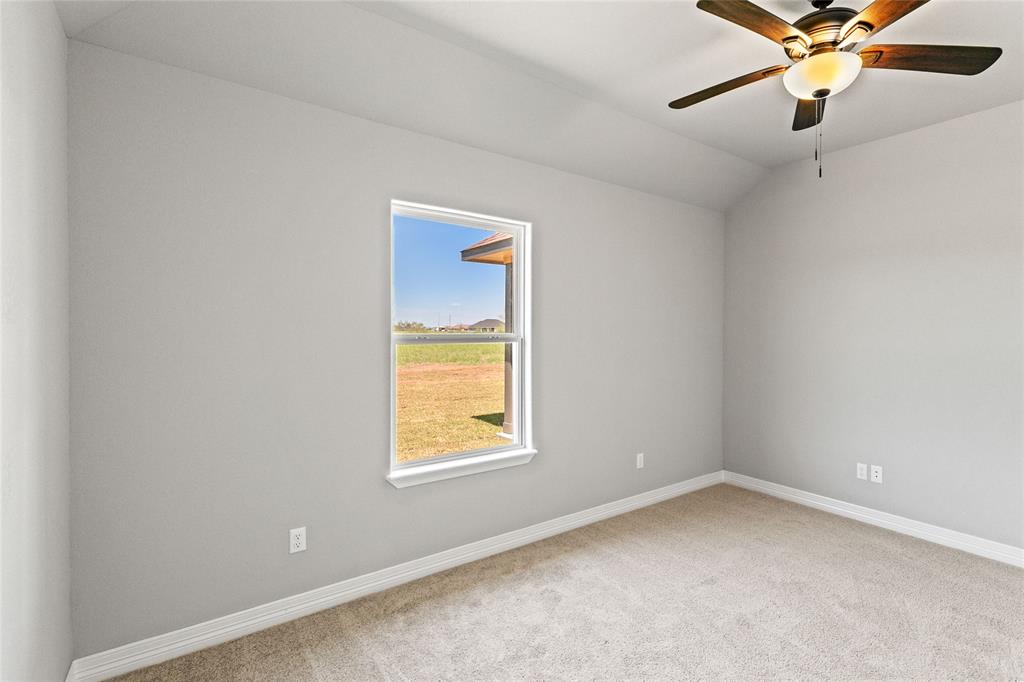 720 Chuckwagon Trail, Angleton, Texas image 26