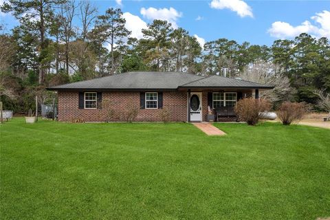 A home in Woodville