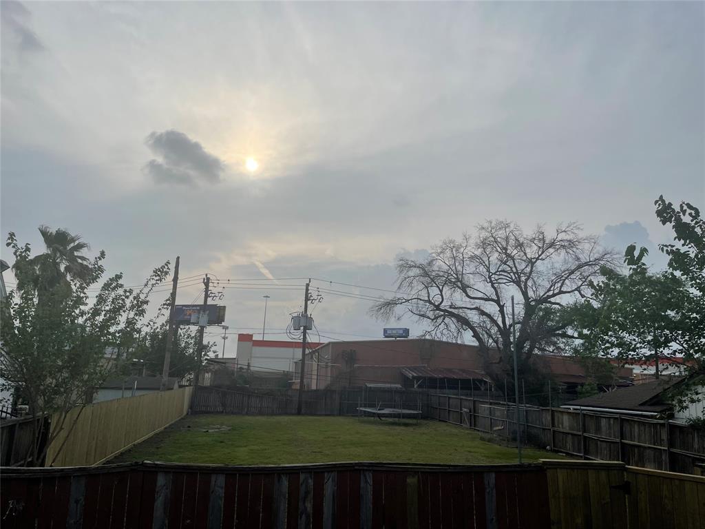 3607 Zoch Lane, Houston, Texas image 2
