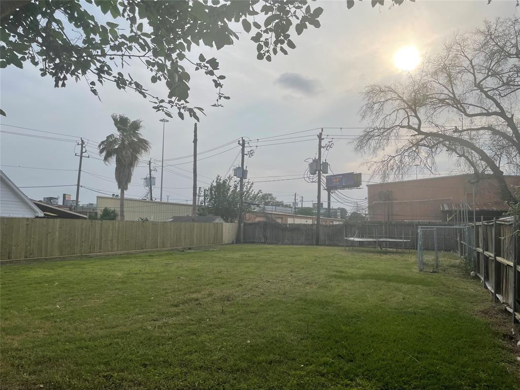 3607 Zoch Lane, Houston, Texas image 1