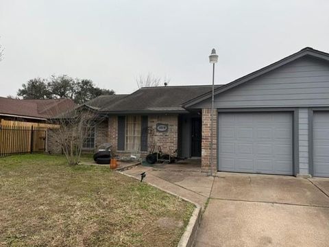 1019 Castolan Dr Houston TX 77038