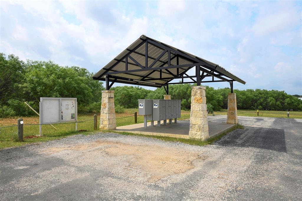 10 Patriot Circle, Luling, Texas image 19