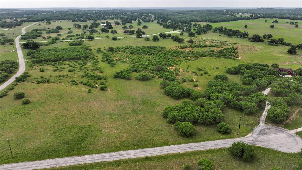 10 Patriot Circle, Luling, Texas image 11