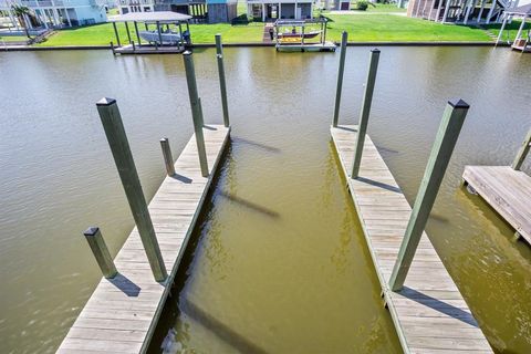 A home in Port Bolivar