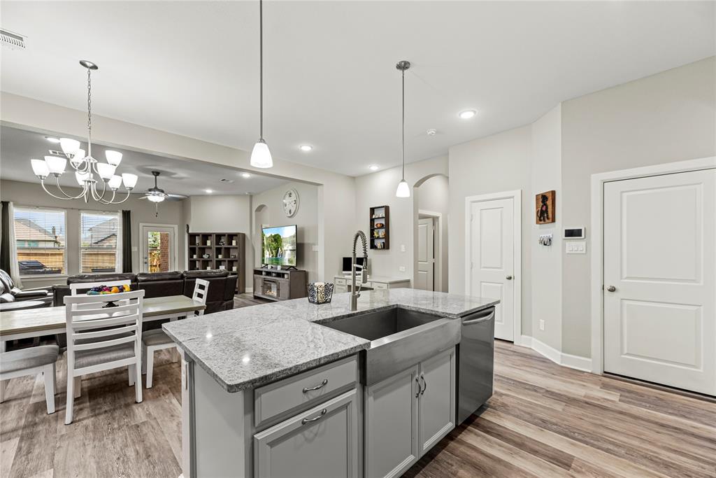 2922 Muhley Street, Katy, Texas image 12