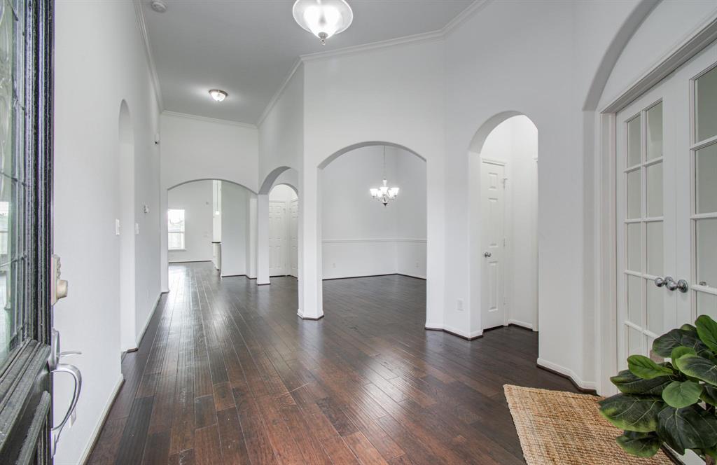 12514 Quartz Lane, Mont Belvieu, Texas image 4