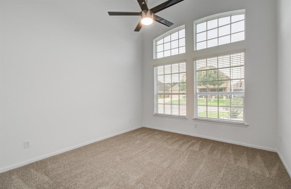 12514 Quartz Lane, Mont Belvieu, Texas image 6