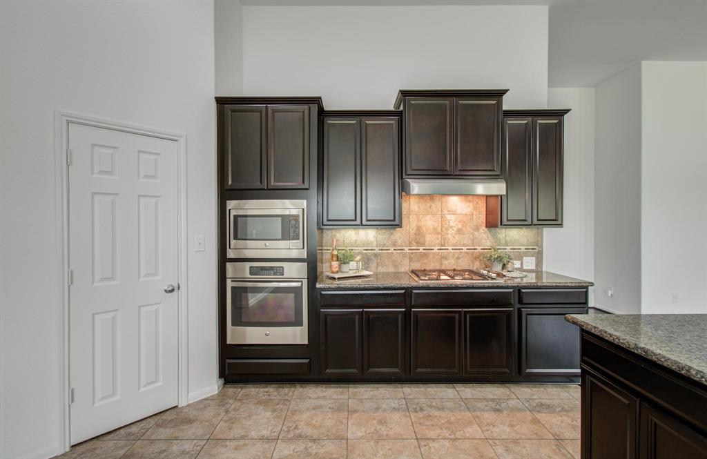 12514 Quartz Lane, Mont Belvieu, Texas image 25