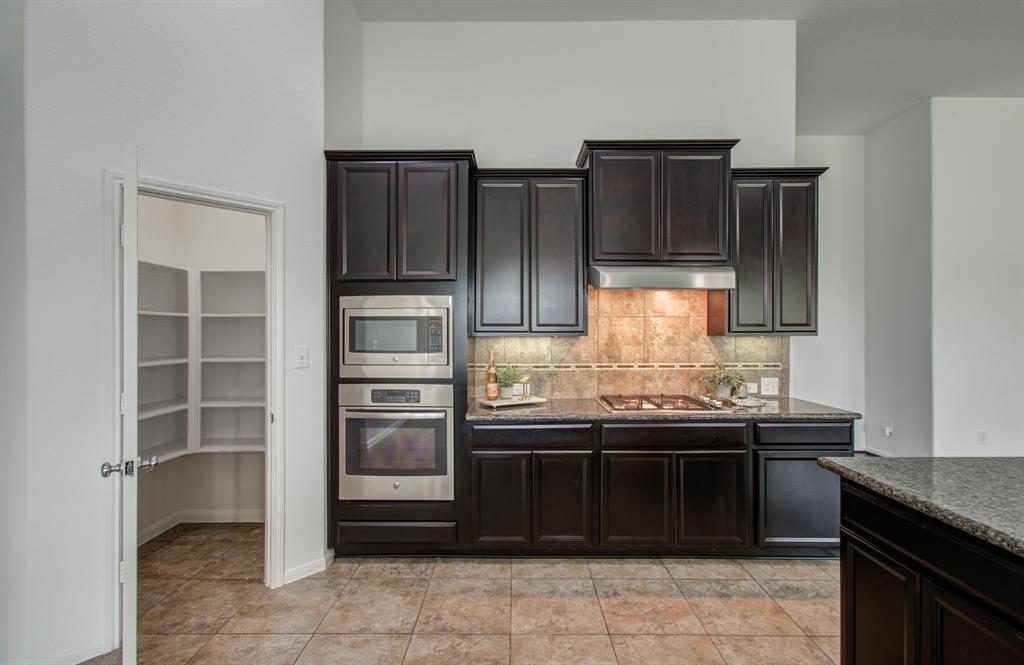 12514 Quartz Lane, Mont Belvieu, Texas image 30