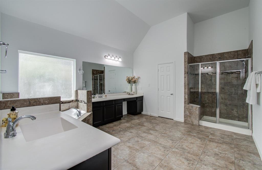 12514 Quartz Lane, Mont Belvieu, Texas image 33