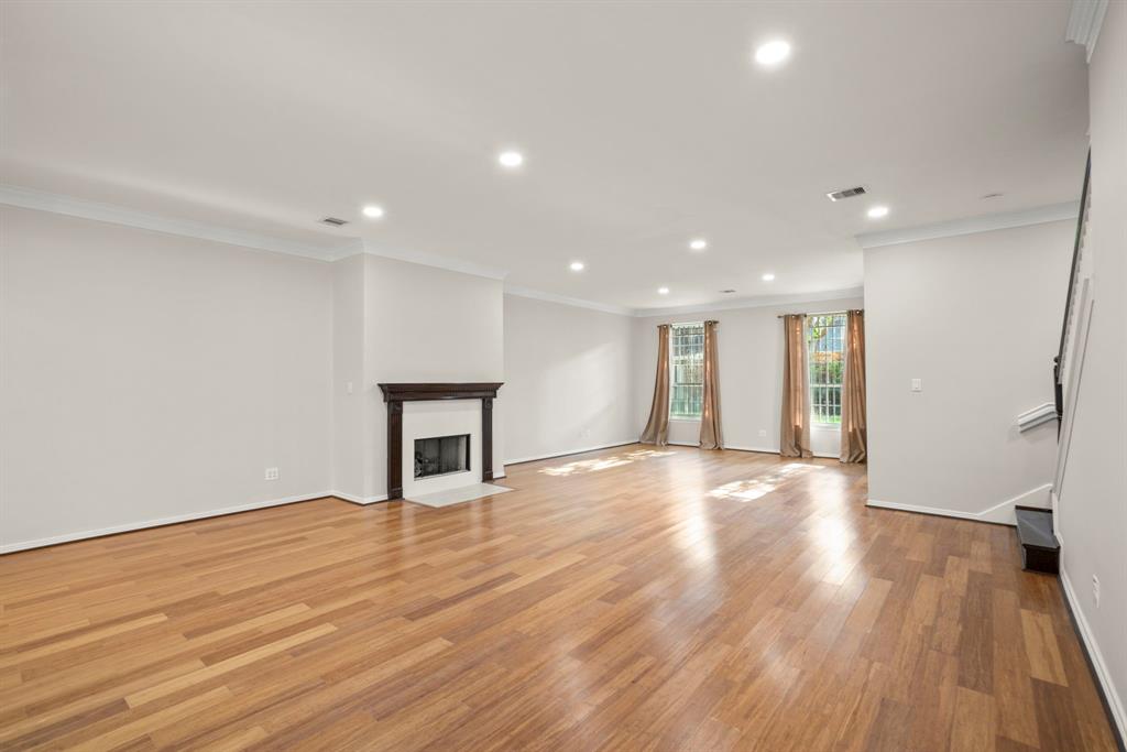 4023 Breakwood Drive, Houston, Texas image 6