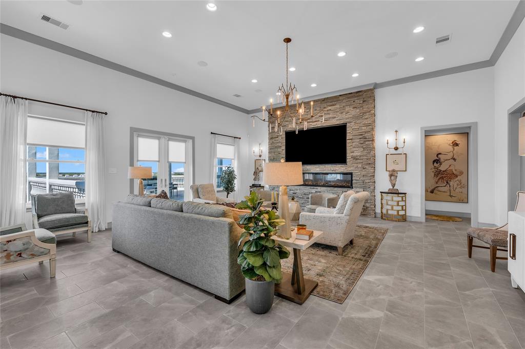 1809 Laguna Harbor Estate Boulevard, Port Bolivar, Texas image 12