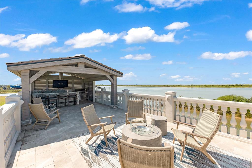 1809 Laguna Harbor Estate Boulevard, Port Bolivar, Texas image 31