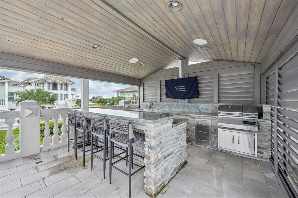 1809 Laguna Harbor Estate Boulevard, Port Bolivar, Texas image 33