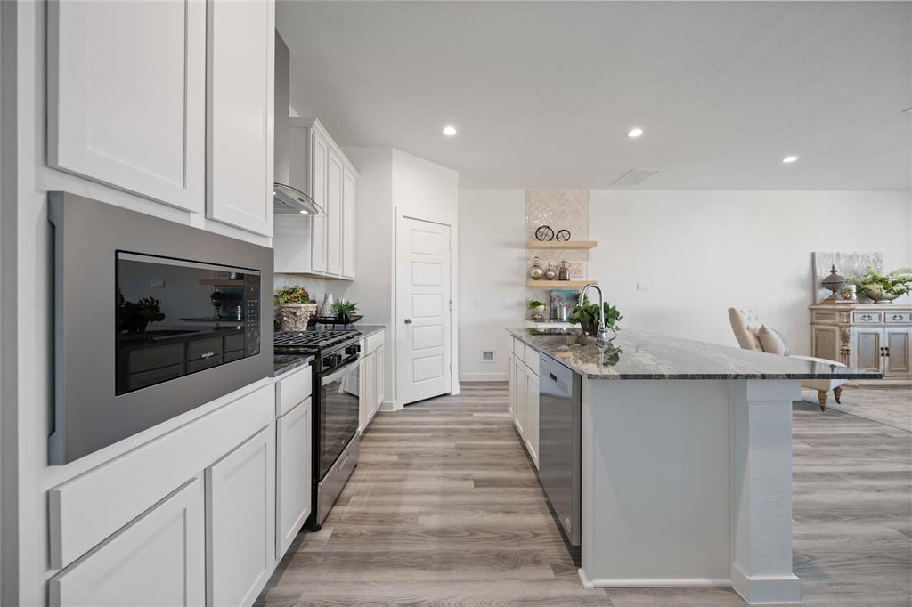 2915 Needham Garden Lane, Houston, Texas image 3