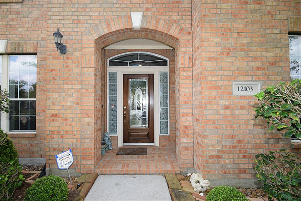 12103 Ensenada Canyon Lane, Houston, Texas image 2