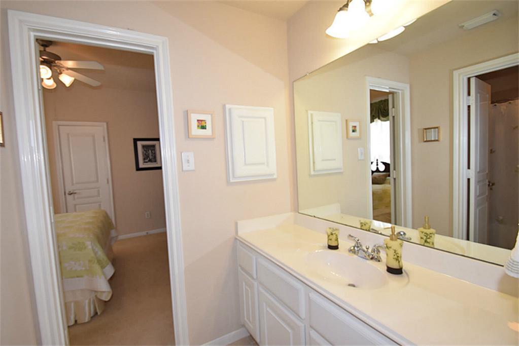 12103 Ensenada Canyon Lane, Houston, Texas image 24