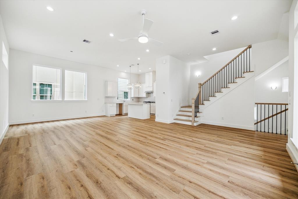 10927 Brookeshire Chase Lane, Houston, Texas image 11