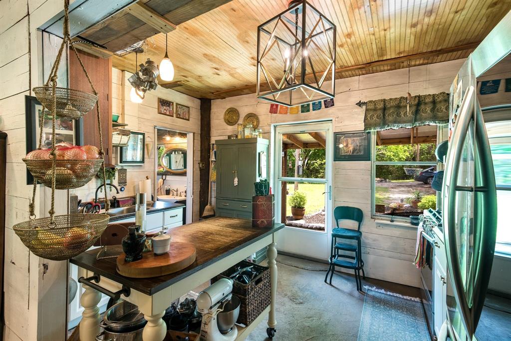 312 Magnus Road, Denison, Texas image 8