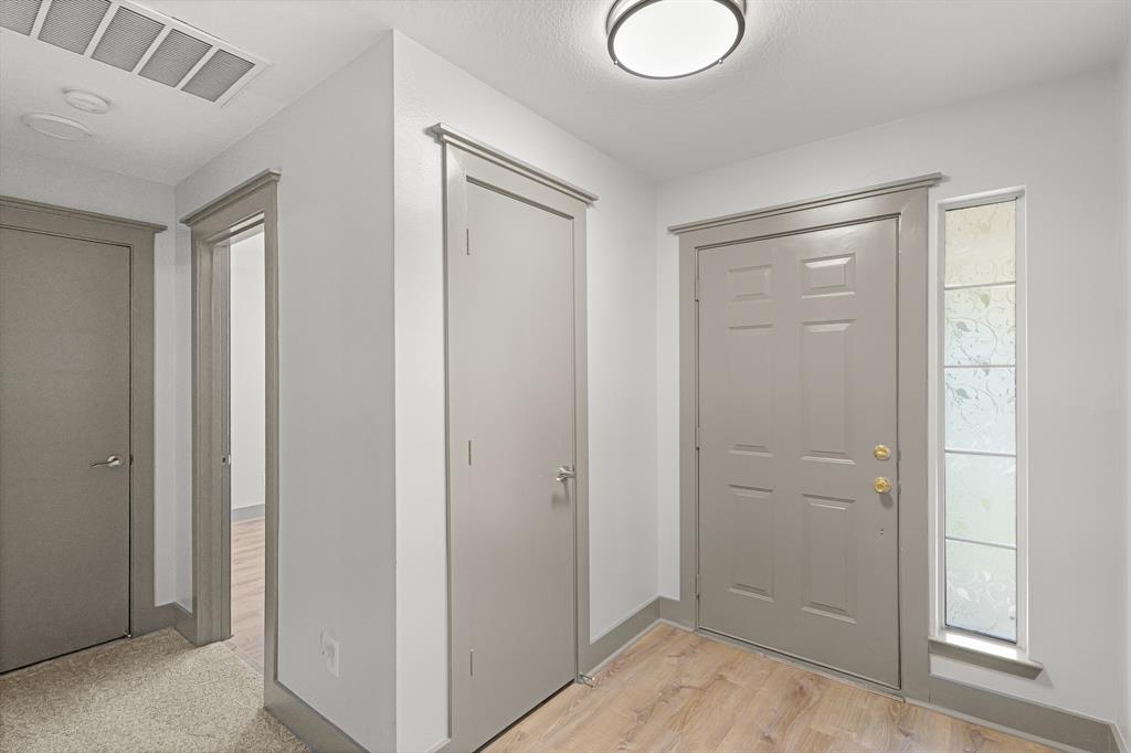 430 Laurel Timbers Drive, Houston, Texas image 3