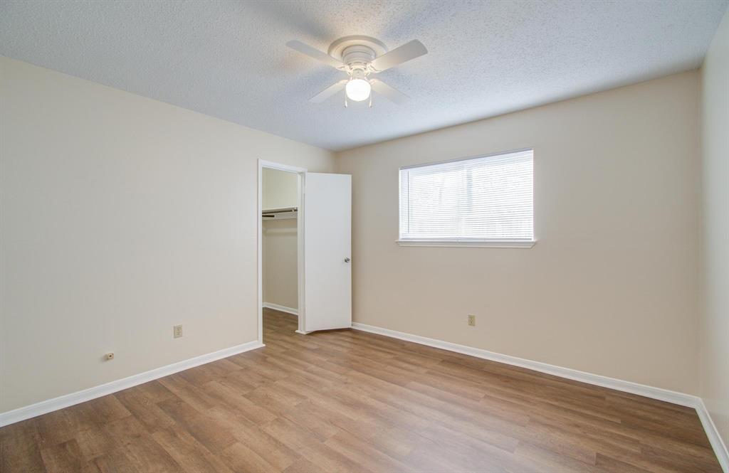 6926 Fox Knoll Lane, Humble, Texas image 31
