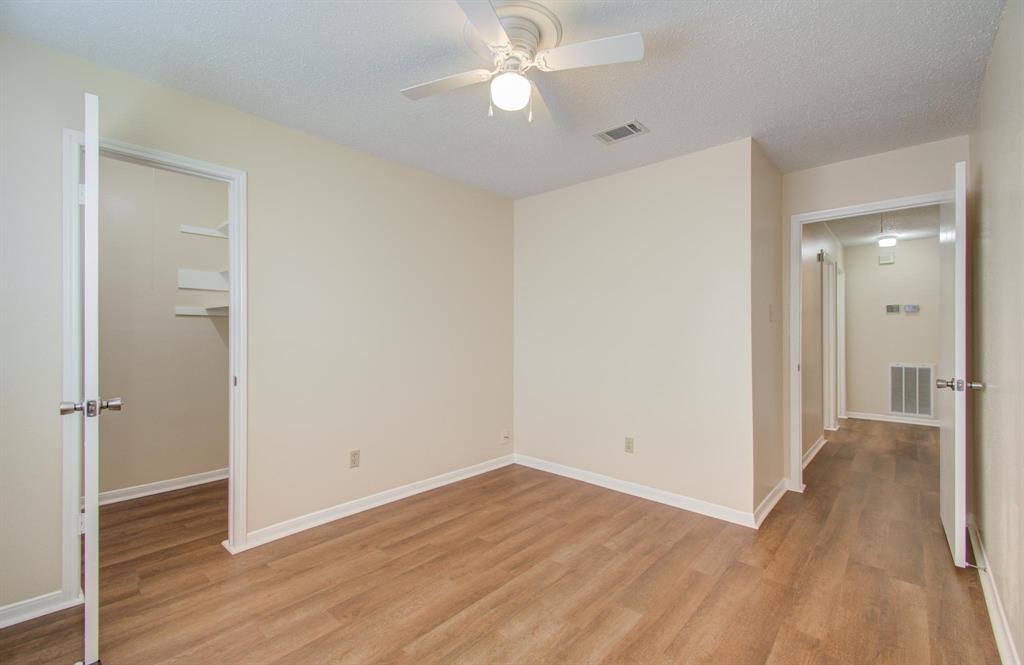 6926 Fox Knoll Lane, Humble, Texas image 35