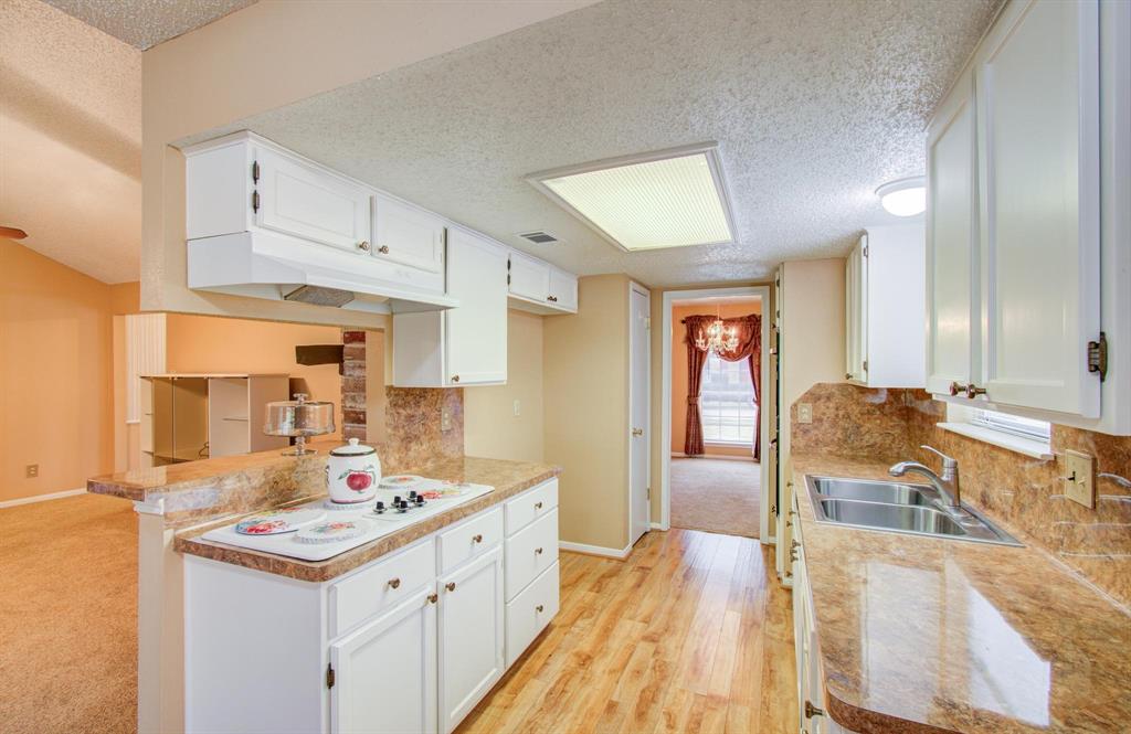 6926 Fox Knoll Lane, Humble, Texas image 17