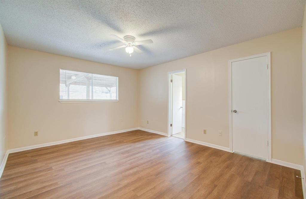 6926 Fox Knoll Lane, Humble, Texas image 36