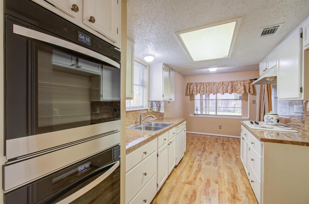 6926 Fox Knoll Lane, Humble, Texas image 14