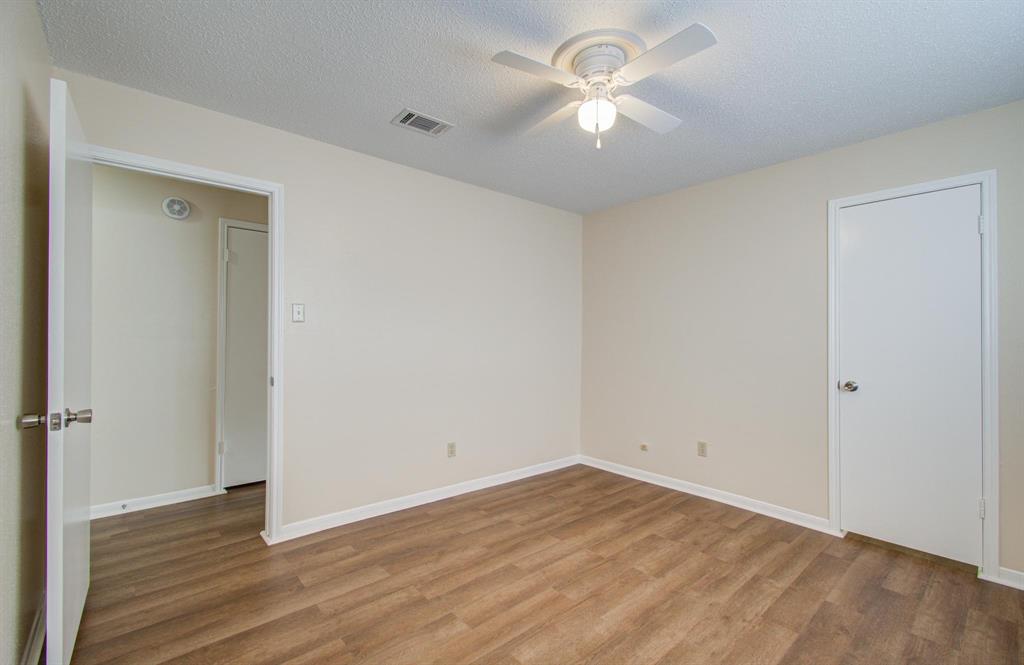 6926 Fox Knoll Lane, Humble, Texas image 32