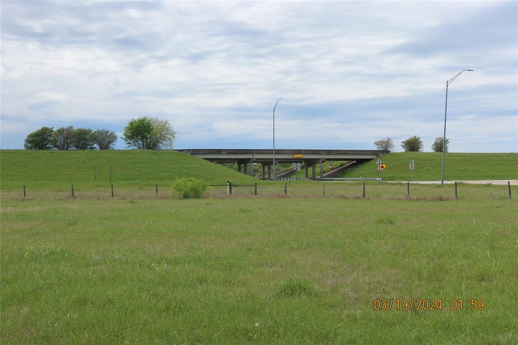 1030 Sh 71, Columbus, Texas image 9