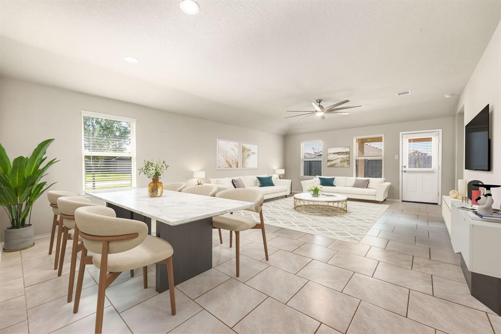 707 Desert Pea Lane