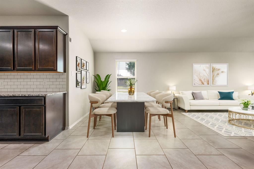 707 Desert Pea Lane