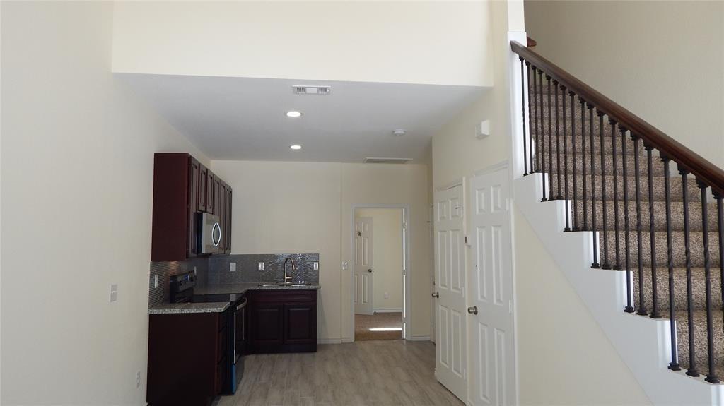 16602 MEADOWCROFT