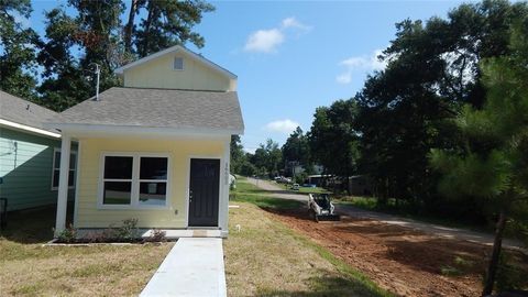 16602 MEADOWCROFT Conroe TX 77316