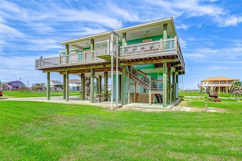 A home in Crystal Beach