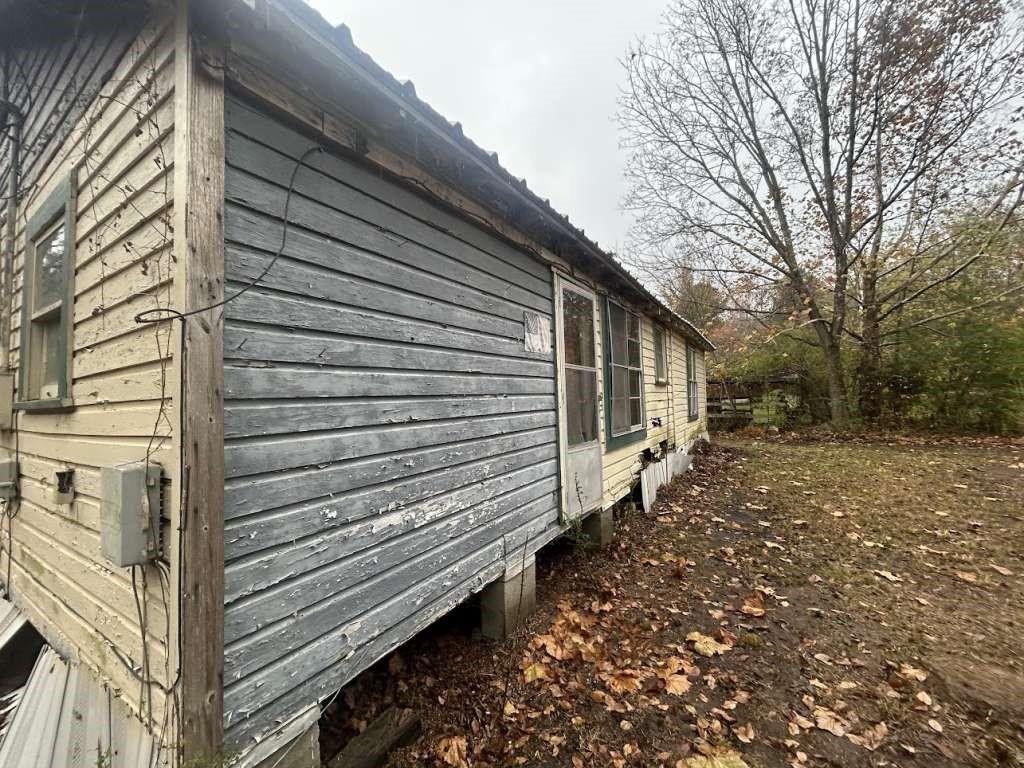 103 E 19th Street, Hooks, Texas image 3