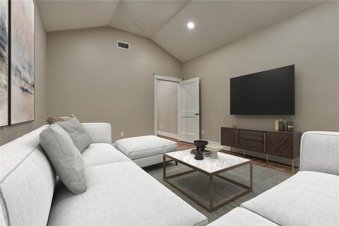 A home in Willis