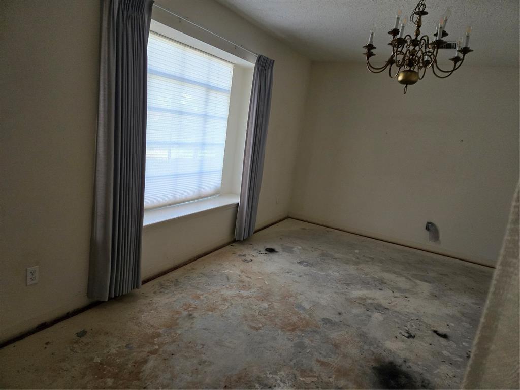 11318 Maple Springs Drive, Houston, Texas image 6