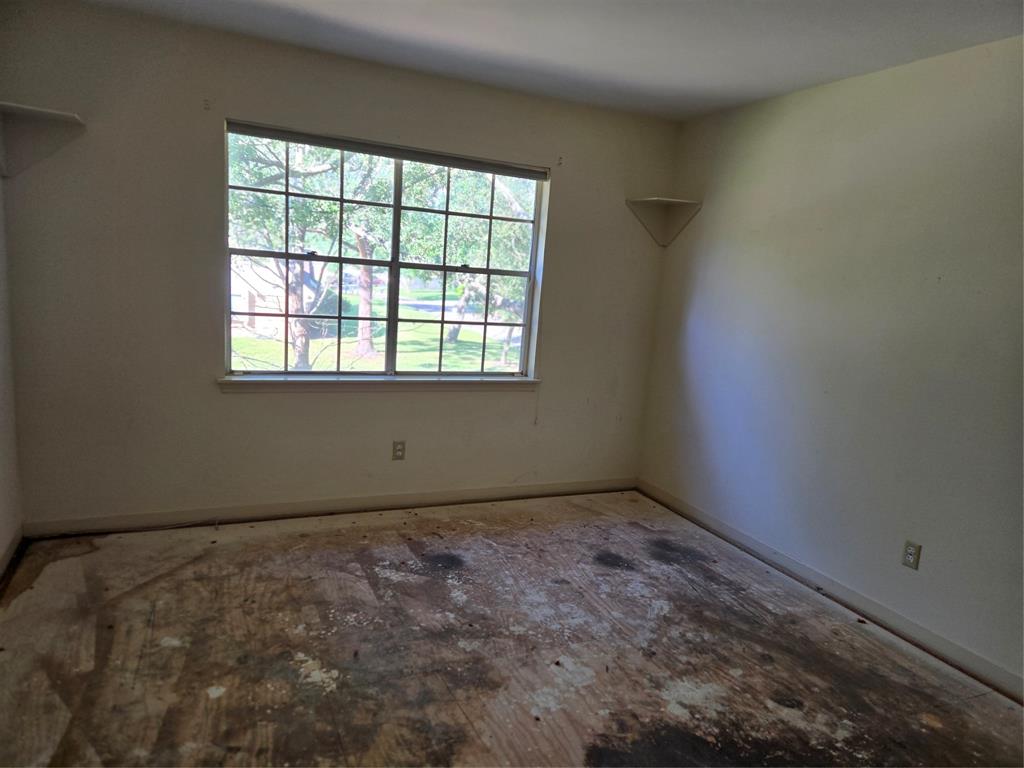 11318 Maple Springs Drive, Houston, Texas image 27