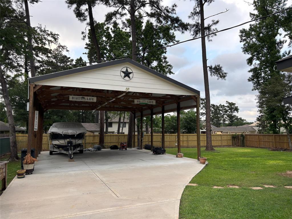 7110 Charred Pine Drive, Magnolia, Texas image 4
