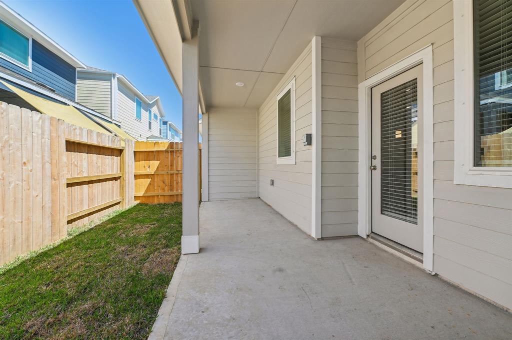 579 Avisa Drive, Kemah, Texas image 40