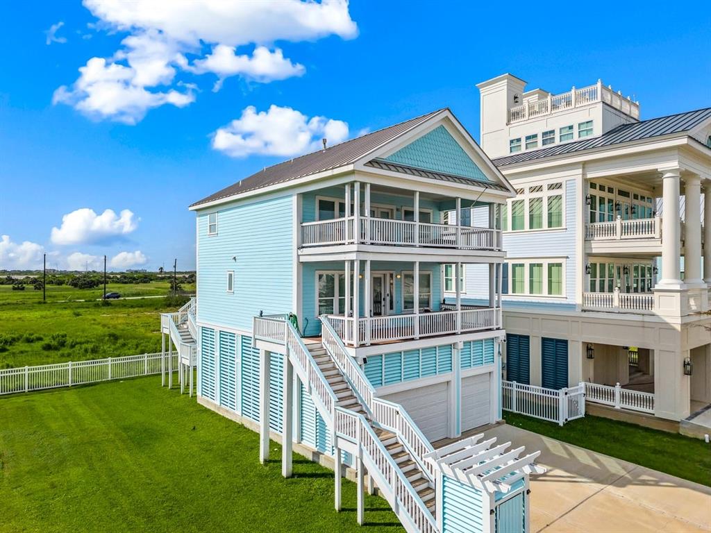 8 Grand Beach Boulevard