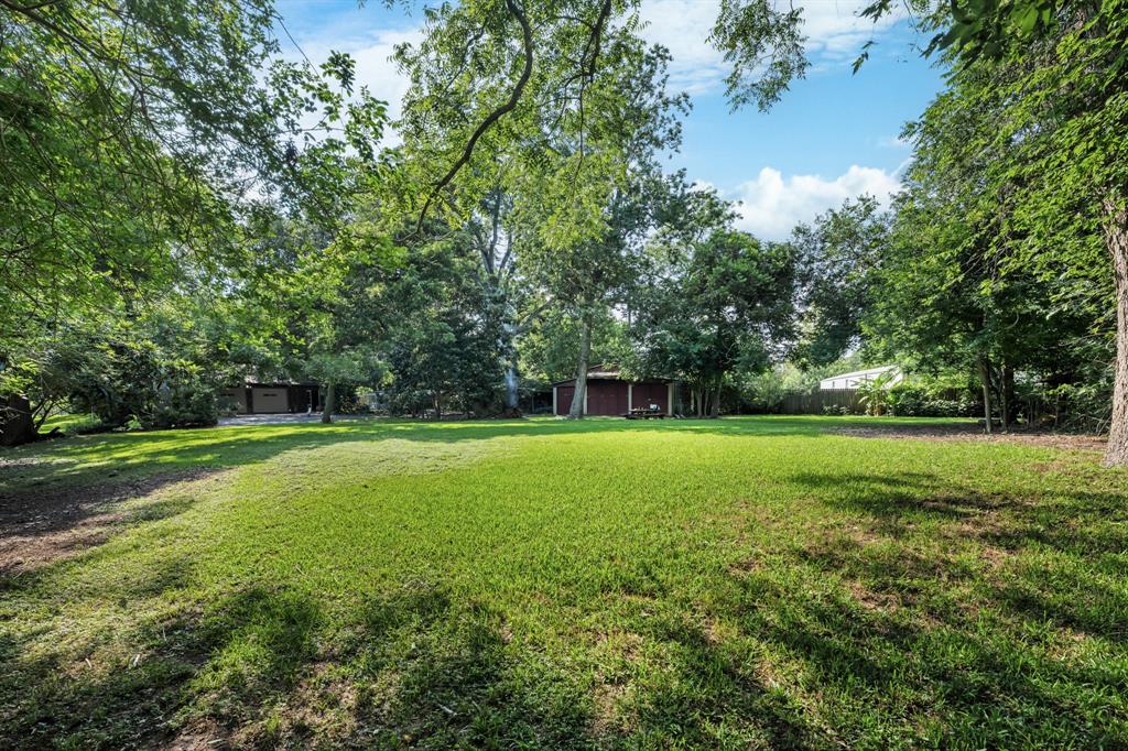 703 Riveredge Drive, Richmond, Texas image 3